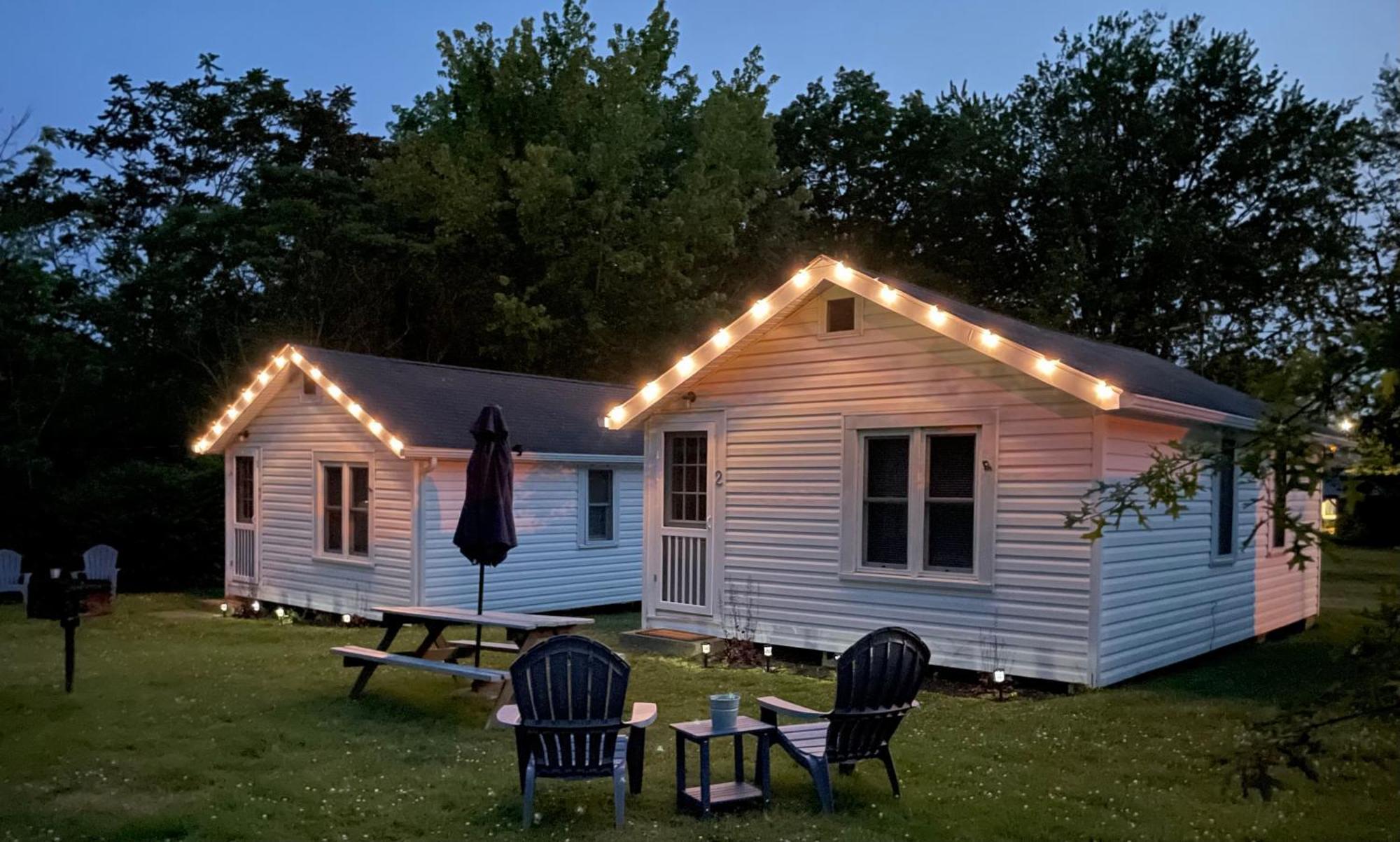 Drop Anchor Cottages And Lake House Geneva-on-the-Lake Exterior foto